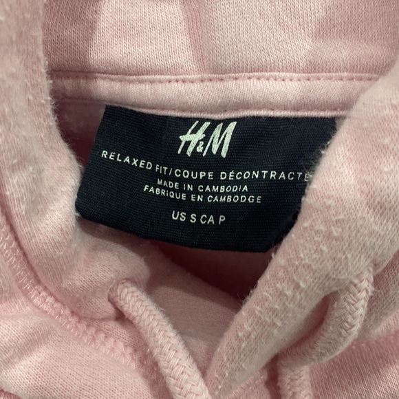 2/$20 H&M Relaxed Fit Pink Hoodie Size S - Picture 3 of 3